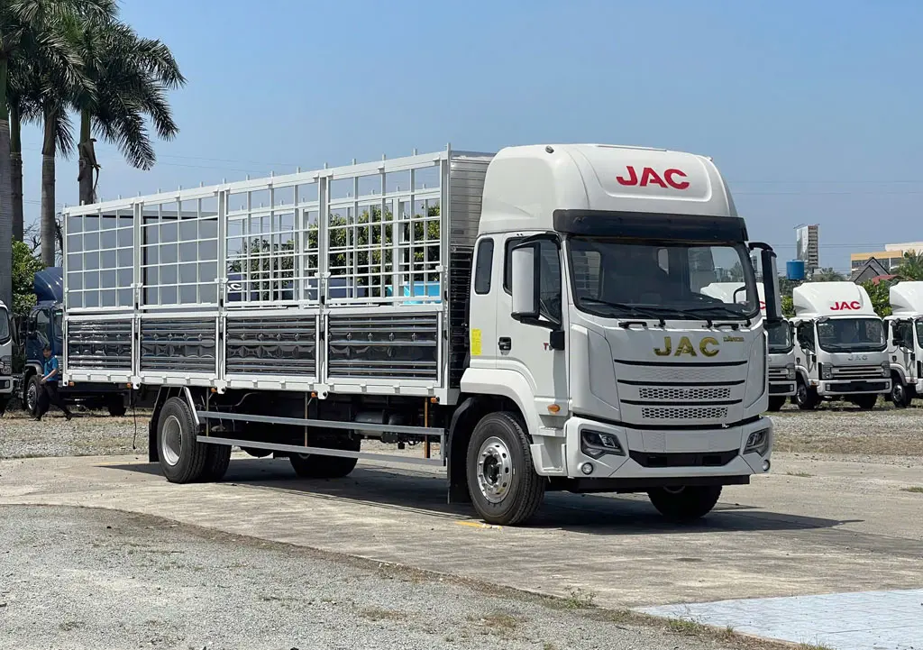 chọn xe tải trong ng&agrave;nh logistics